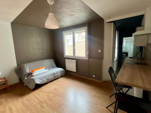 Location appartement, m² T 1 à Tarbes, 450 €