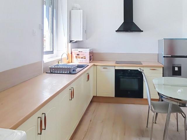 Location appartement, m² T 2 à Angers, 690 €