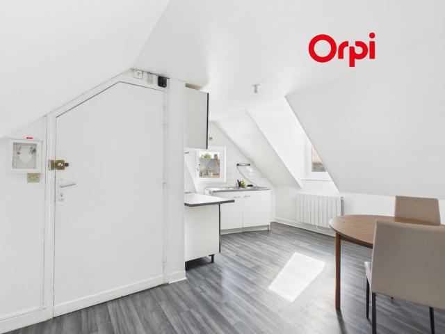 Location appartement, m² T 2 à Bernay, 385 €