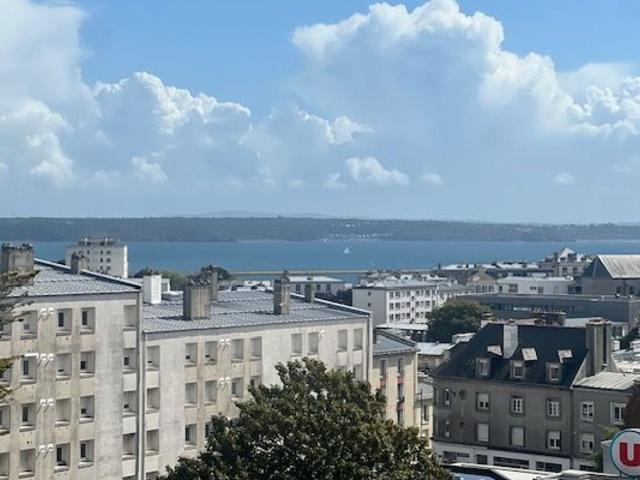Location appartement, m² T 2 à Brest, 700 €