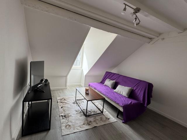 Location appartement, m² T 2 à Chambéry, 600 €