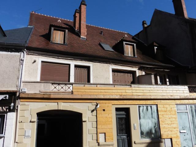 Location appartement, m² T 2 à Cosne Cours sur Loire, 450 €