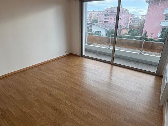 Location appartement, m² T 2 à Dax, 550 €