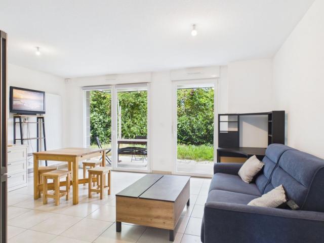 Location appartement, m² T 2 à Hoenheim, 873 €