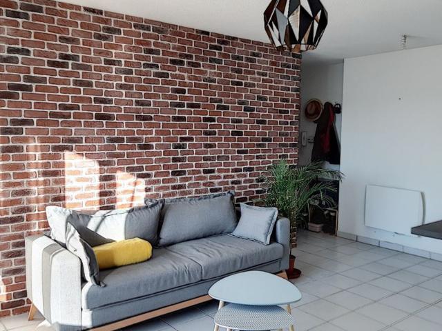 Location appartement, m² T 2 à Saint Pierre des Corps, 610 €
