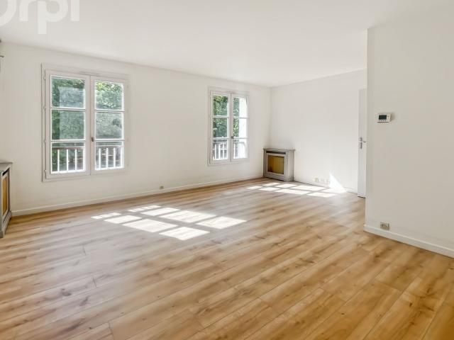Location appartement, m² T 2 à Senlis, 890 €