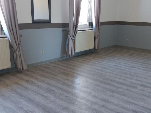 Location appartement, m² T 2 à Thionville, 860 €