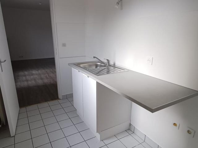 Location appartement, m² T 2 à Torcy, 970 €