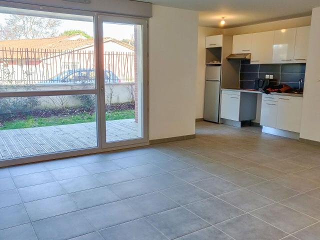 Location appartement, m² T 2 à Toulouse, 884 €