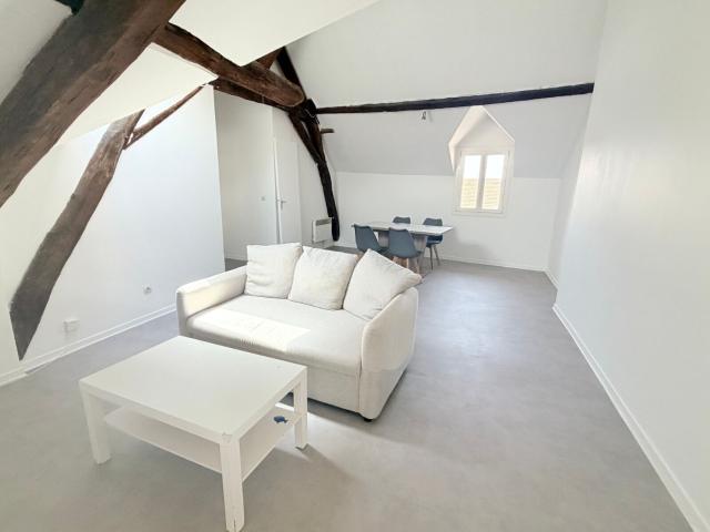 Location appartement, m² T 2 à Triel sur Seine, 950 €