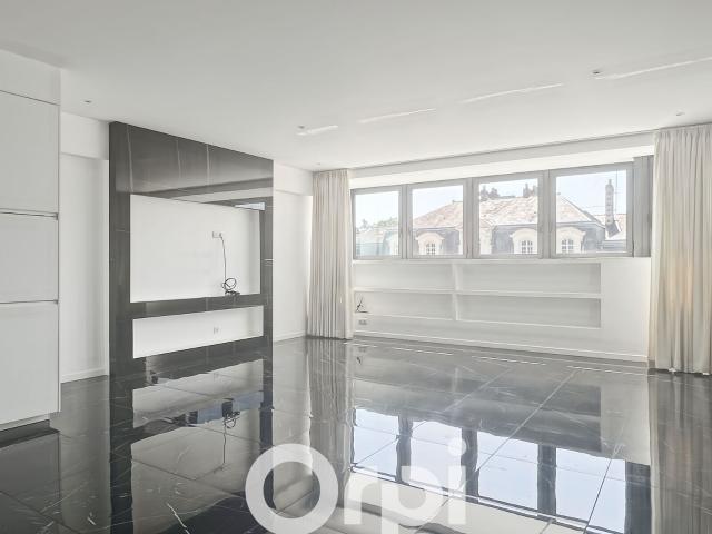 Location appartement, m² T 4 à Nantes, 1 499 €