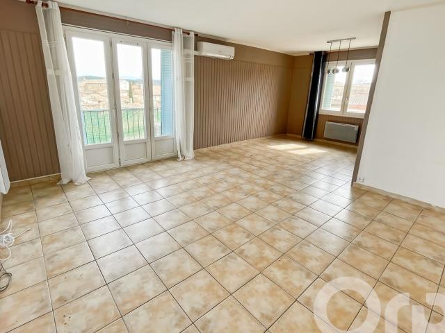 Location appartement, m² T 4 à Bollène, 685 €