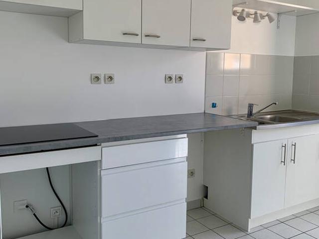 Location Appartement McDrive, Saulx les Chartreux