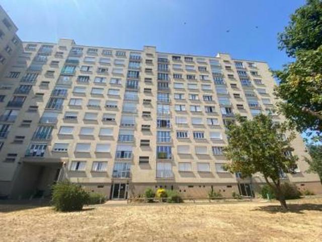 location appartement mantes la jolie 3 pièces 64 m2 yvelines 78200 900 € / mois