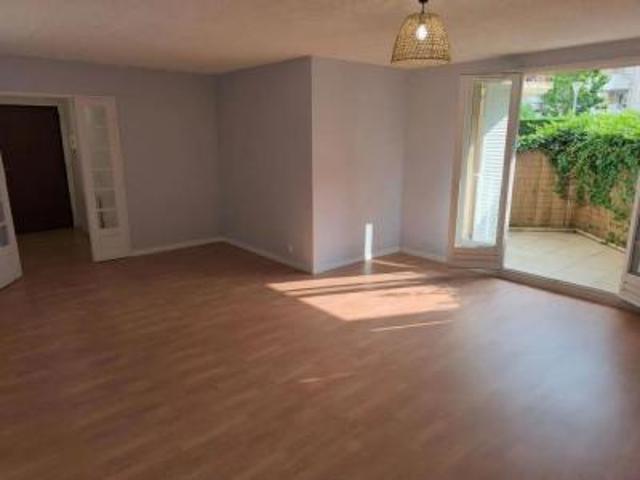 location appartement mantes la jolie 3 pièces 75 m2 yvelines 78200 1050 € / mois