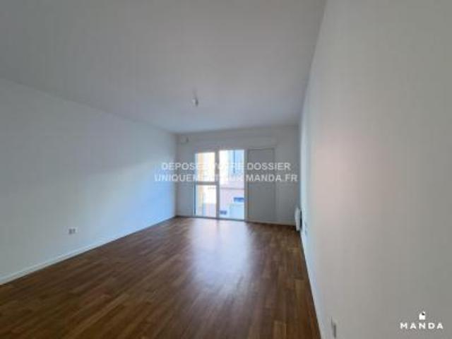 location appartement mans 1 pièce 24 m2 sarthe 72000 392 € / mois