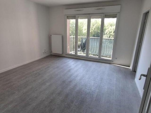 Location Appartement Mail Marcel Cachin, Fontaine