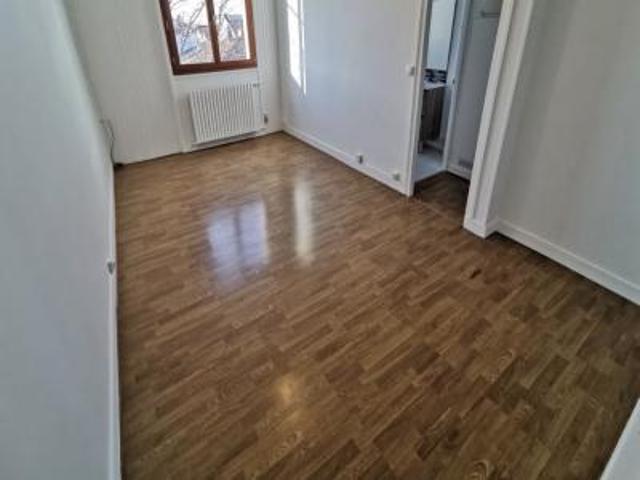location appartement maisons alfort 3 pièces 55 m2 val de marne 94700 1290 € / mois
