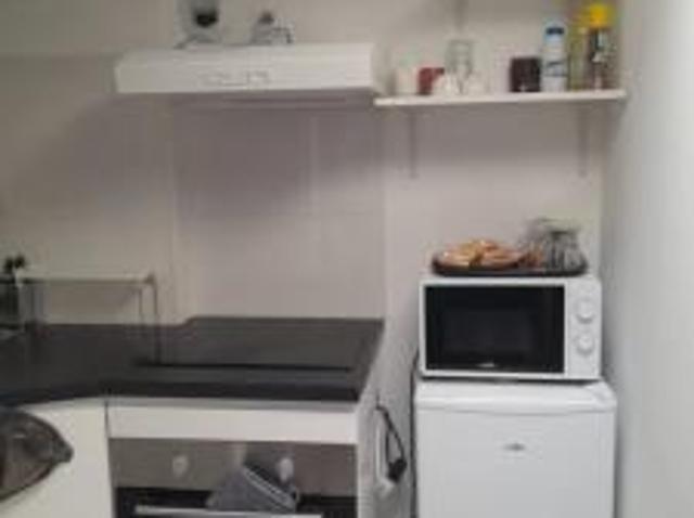 location appartement marseille 1er arrondissement 1 pièce 12 m2 bouches du rhone 13001 550 € / mois