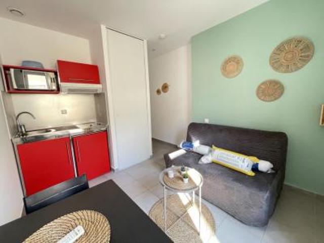 location appartement marseille 2eme arrondissement 1 pièce 14 m2 bouches du rhone 13002 553 € / mois