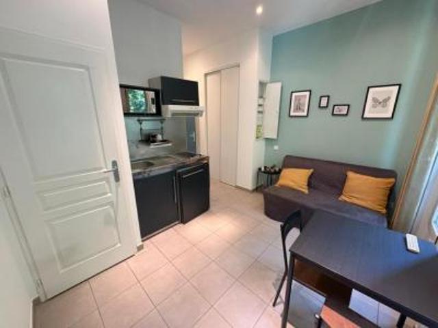 location appartement marseille 2eme arrondissement 1 pièce 15 m2 bouches du rhone 13002 558 € / mois