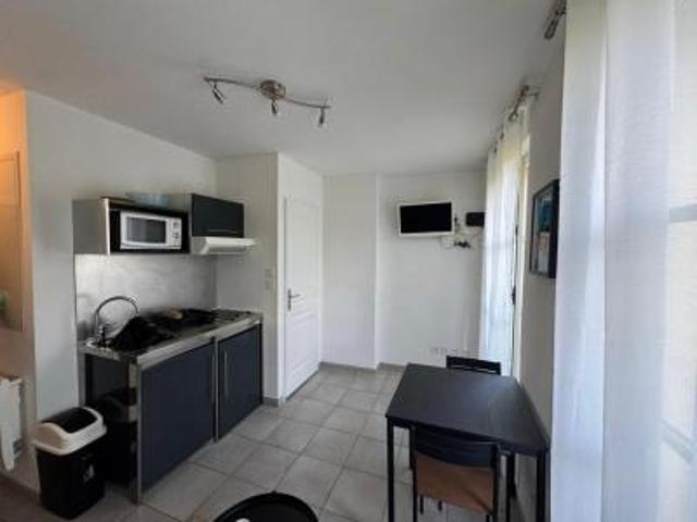 location appartement marseille 2eme arrondissement 1 pièce 17 m2 bouches du rhone 13002 600 € / mois