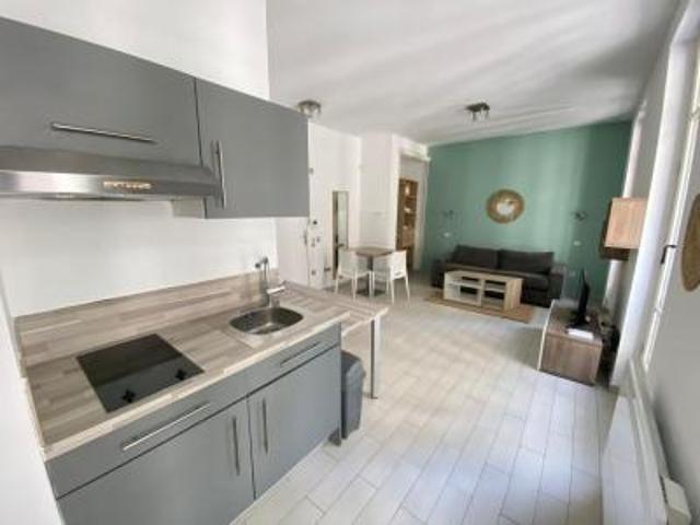 location appartement marseille 2eme arrondissement 1 pièce 27 m2 bouches du rhone 13002 699 € / mois
