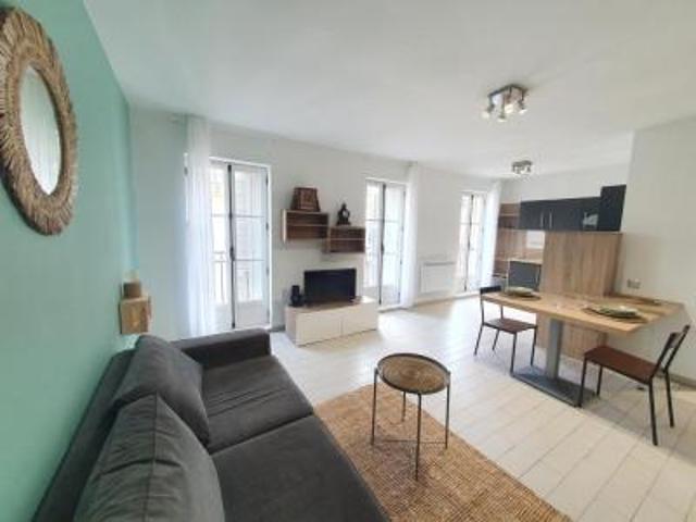location appartement marseille 2eme arrondissement 2 pièces 59 m2 bouches du rhone 13002 1021 € / mois