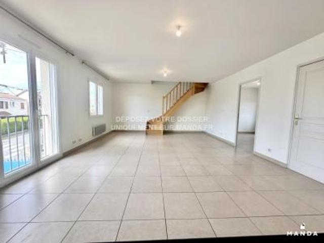 location appartement massy 3 pièces 82 m2 essonne 91300 1350 € / mois