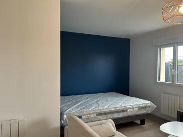 location appartement mennecy 1 pièce 27 m2 essonne 91540 826 € / mois
