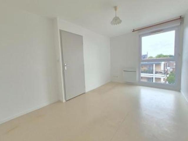 location appartement meaux 2 pièces 45 m2 seine et marne 77100 850 € / mois
