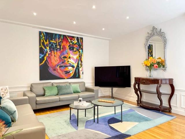 Location Appartement Meublé 3 pièces 100 m² Saint Clou 75016 Paris 216353