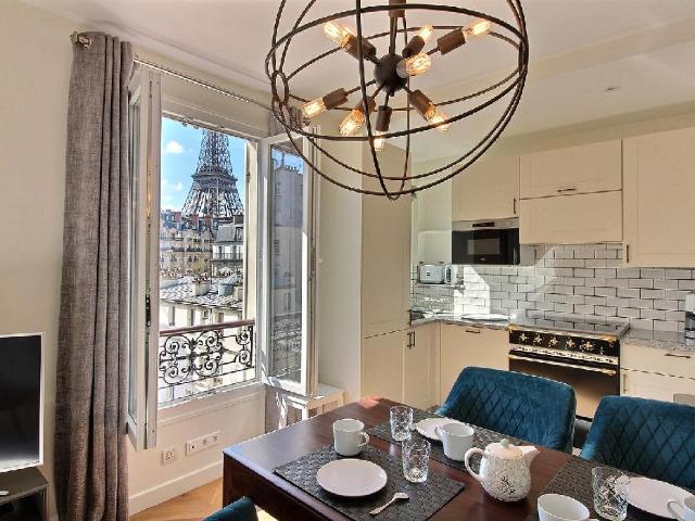 Location Appartement Meublé 3 pièces 63 m² Champ de Mars 75007 Paris 207211