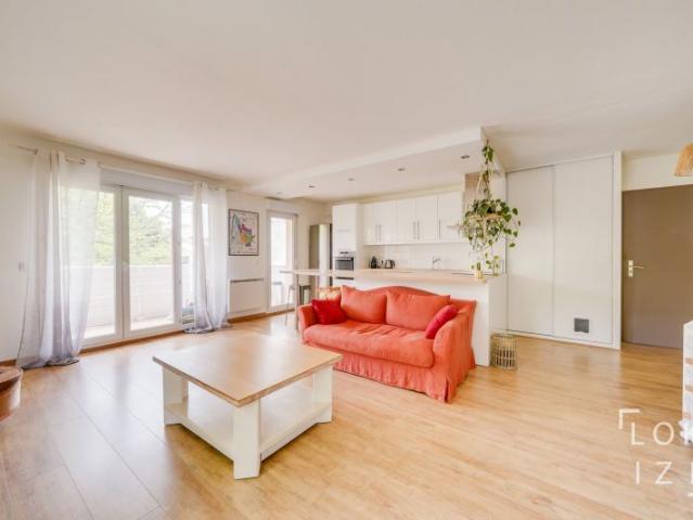 Location appartement meublé 3 pièces 65m² Bordeaux Mérignac