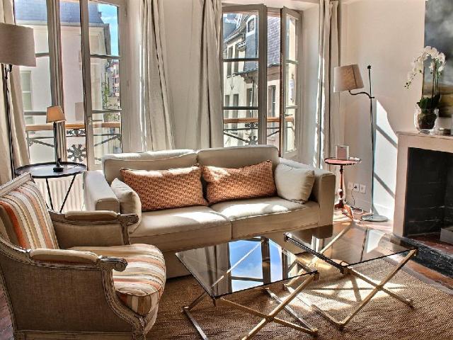 Location Appartement Meublé 3 pièces 66 m² Hôtel de Ville Beaubourg 75004 Paris 204299