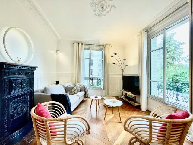 Location Appartement Meublé 3 pièces 77 m² Auteuil St Cloud 75016 Paris 216123