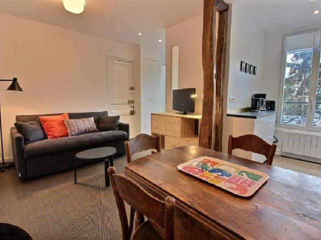 Location Appartement Meublé 1 pièce 23 m² Raspail Sèvres Babylone 75006 Paris S06531