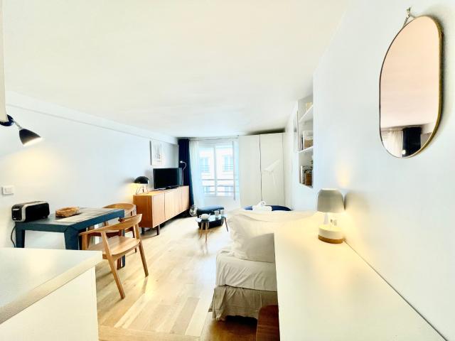 Location Appartement Meublé 1 pièce 20 m² Sentier Bonne Nouvelle 75002 Paris S02057