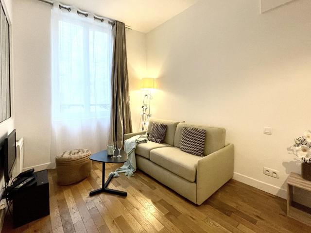 Location Appartement Meublé 2 pièces 28 m² Montorgueil 75002 Paris 102467