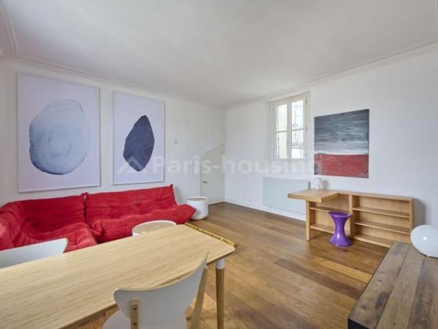 Location appartement meublé 2 pièces, 32.37 m2, Paris 1er