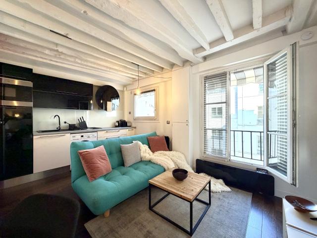 Location Appartement Meublé 2 pièces 33 m² Elysées Madeleine 75008 Paris 108068