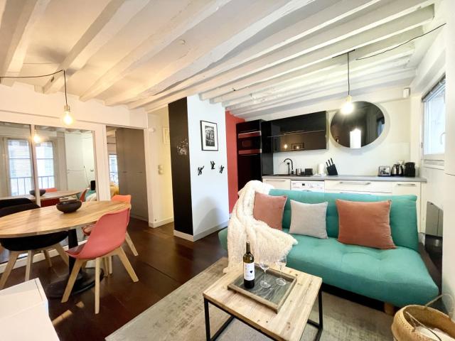Location Appartement Meublé 2 pièces 33 m² Elysées Madeleine 75008 Paris 108068
