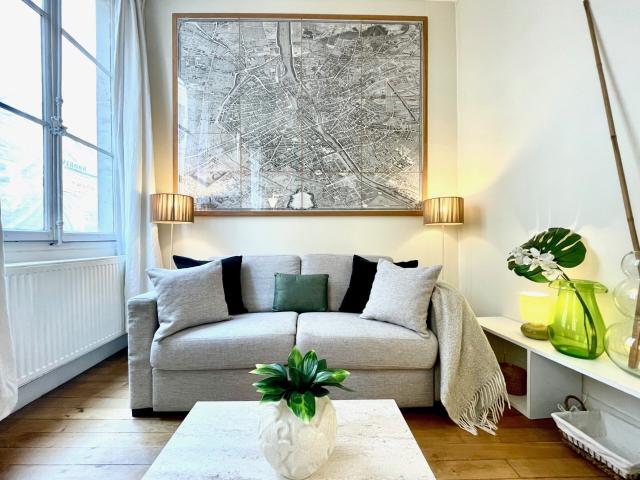 Location Appartement Meublé 2 pièces 35 m² Louvre Palais Royal 75001 Paris 101551
