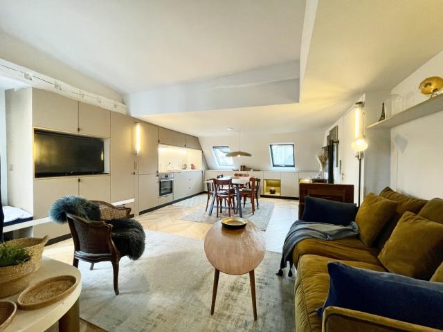 Location Appartement Meublé 2 pièces 47 m² Grands Boulevards Lafayette 75009 Paris 109210