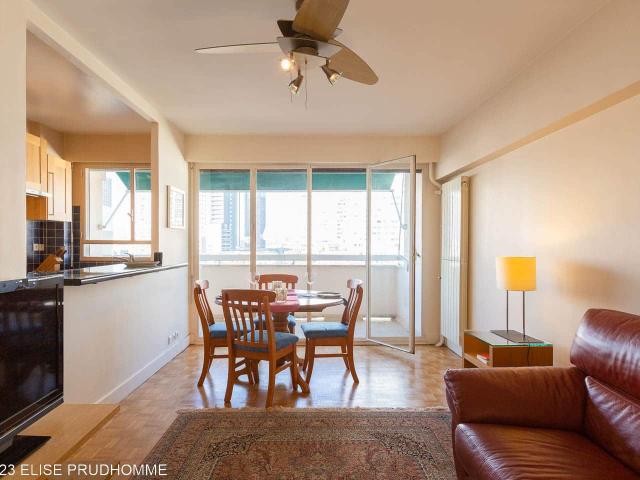 Location Appartement Meublé 2 pièces 51 m² Porte de Versailles Javel Convention 75015 Paris 115364