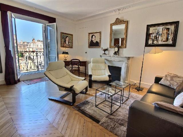 Location Appartement Meublé 2 pièces 60 m² Île de la Cité Île Saint Louis 75004 Paris 104247