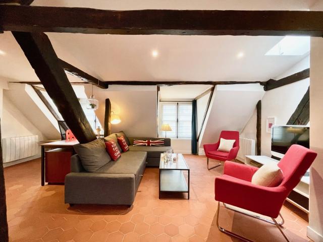 Location Appartement Meublé 2 pièces 70 m² Hôtel de Ville Beaubourg 75004 Paris 104166