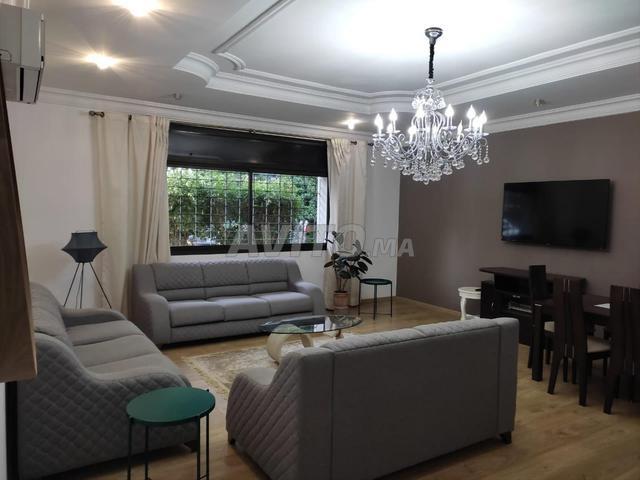 Location appartement meublé 5 pièces haut Agdal