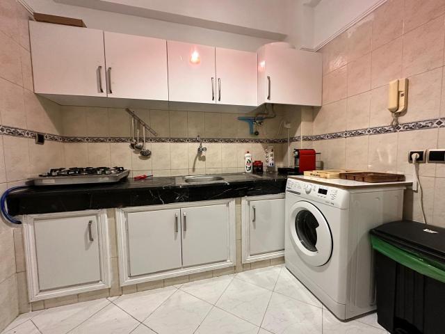 Location appartement meublé 79 m² à Fès