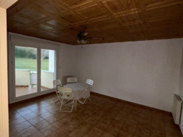 LOCATION APPARTEMENT MEUBLE AVEC GARAGE ET GRAND B